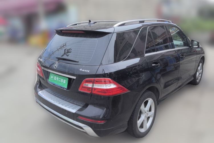 Used Mercedes-Benz M-Class  Rear Right 45 Deg