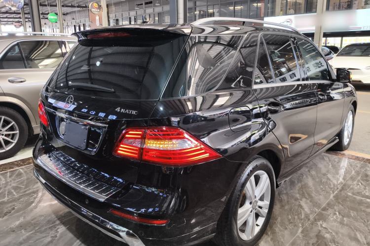 Used Mercedes-Benz M-Class 2014 ML 350 CDI 4MATIC Rear Right 45 Deg