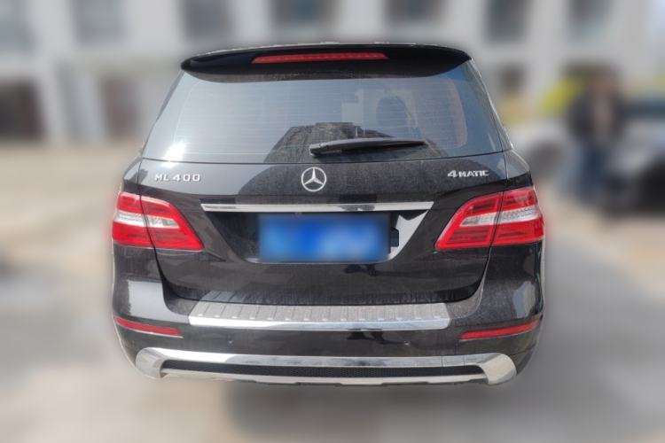 Used Mercedes-Benz M-Class 2014 ML 400 4MATIC Dynamic Model Rear