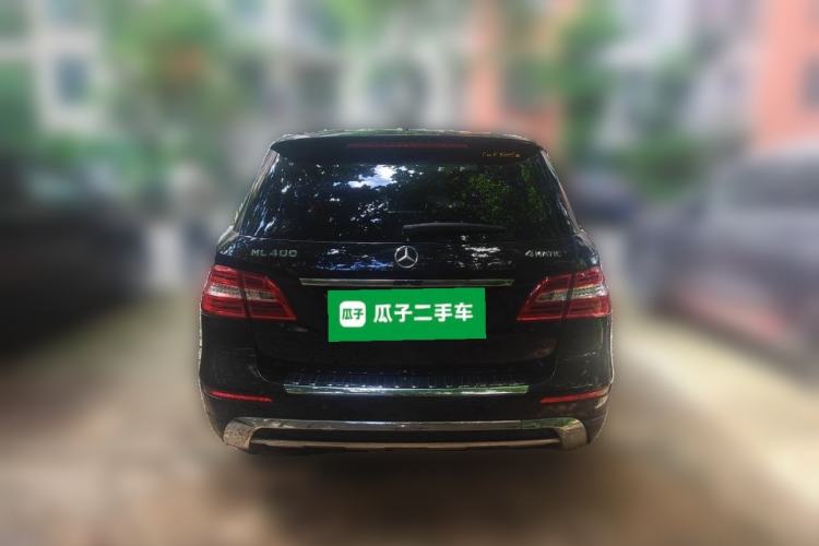 Used Mercedes-Benz M-Class 2014 ML 400 4MATIC Luxury Model Rear