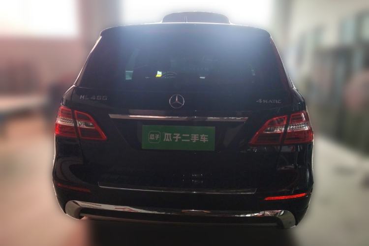 Used Mercedes-Benz M-Class 2014 ML 400 4MATIC Luxury Model Rear