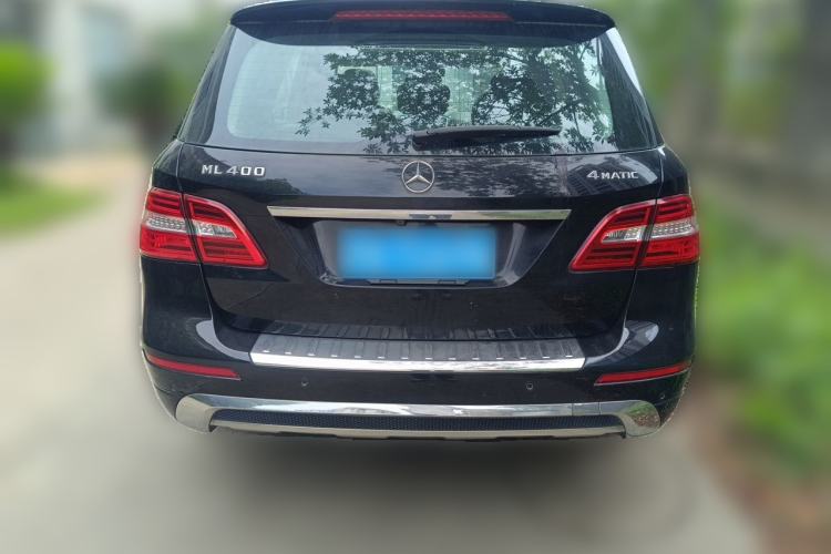 Used Mercedes-Benz M-Class 2014 ML 400 4MATIC Dynamic Model Rear