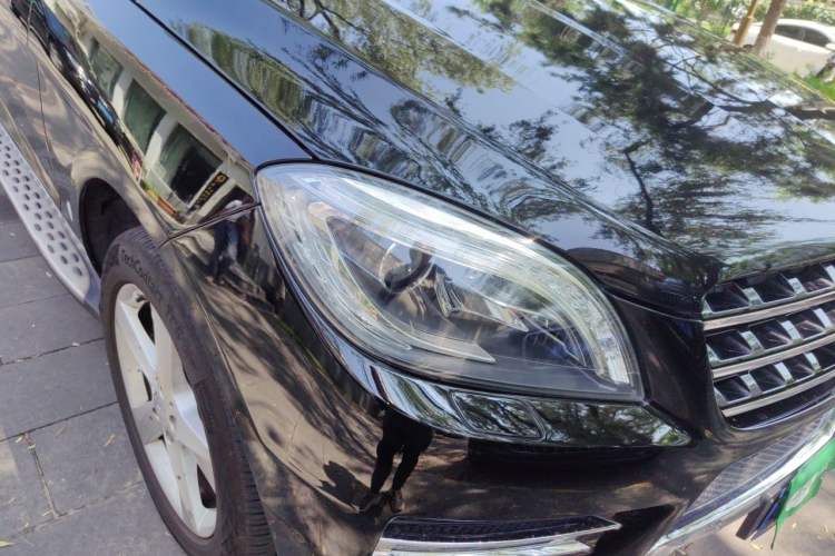 Used Mercedes-Benz M-Class 2014 ML 320 4MATIC Right Front Headlight