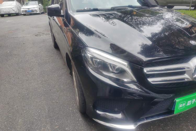 Used Mercedes-Benz M-Class 2014 ML 400 4MATIC Dynamic Model Right Front Headlight