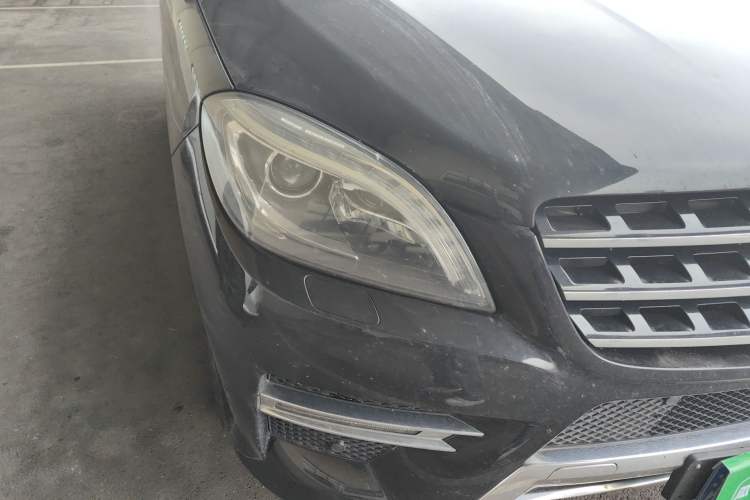 Used Mercedes-Benz M-Class 2014 ML 320 4MATIC Right Front Headlight