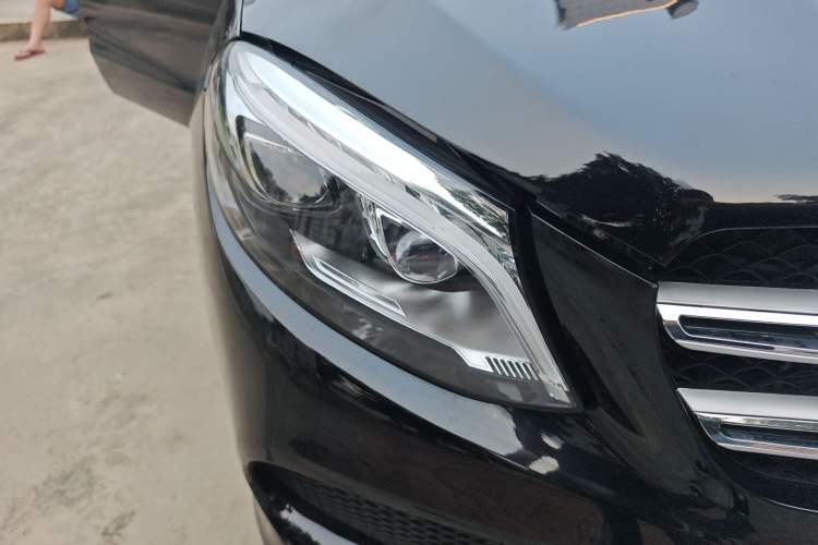 Used Mercedes-Benz M-Class 2014 ML 400 4MATIC Dynamic Model Right Front Headlight