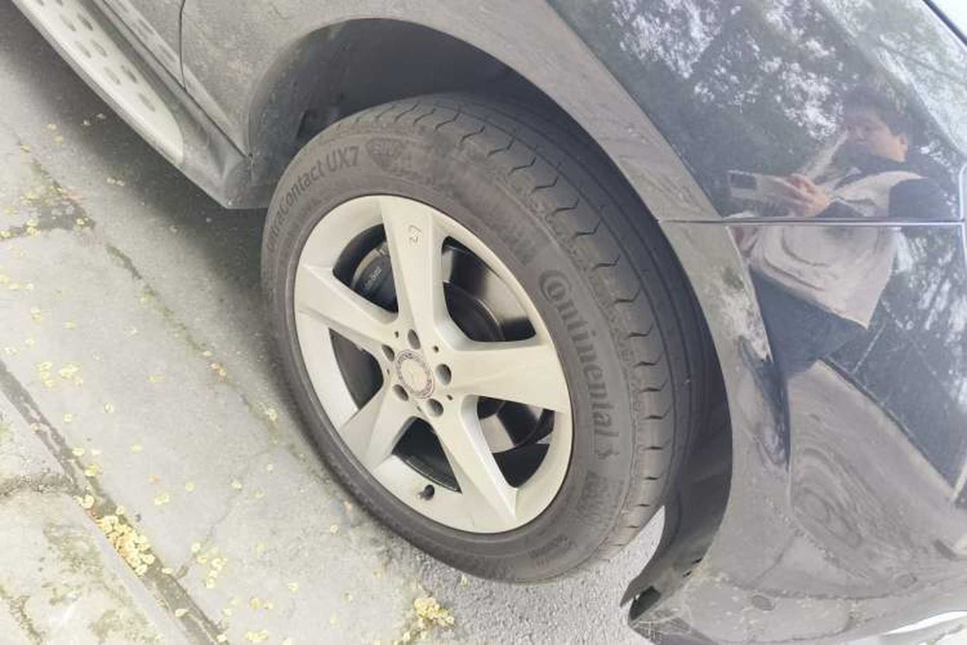 Used Mercedes-Benz M-Class 2014 ML 400 4MATIC Dynamic Model Right Front Wheel Hub