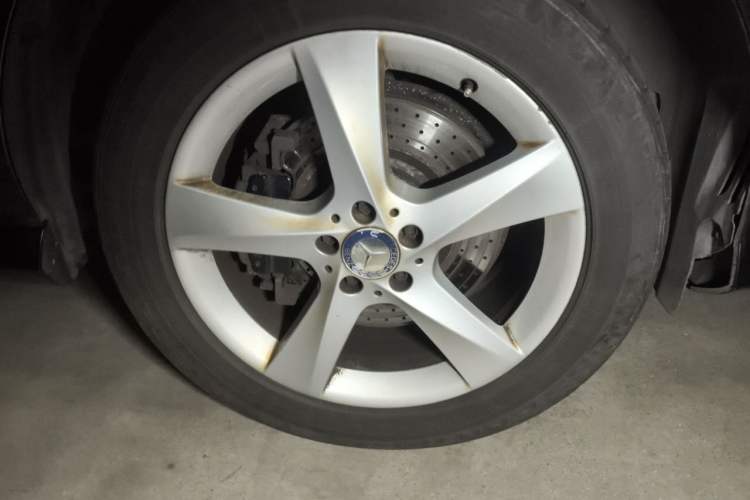 Used Mercedes-Benz M-Class 2014 ML 320 4MATIC Right Front Wheel Hub