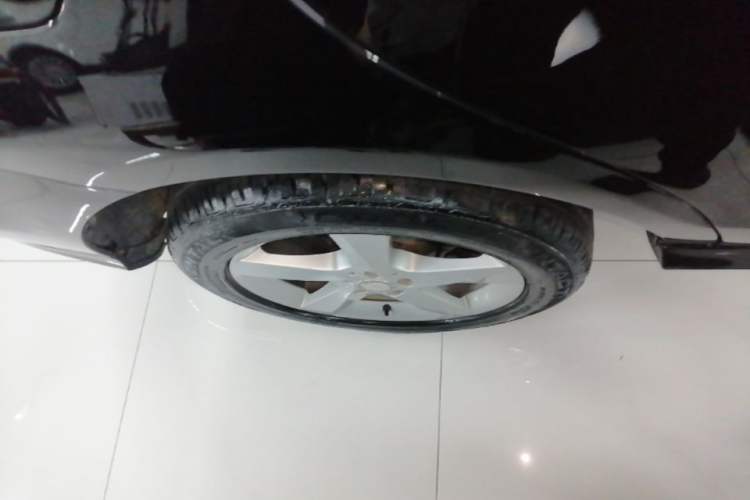 Used Mercedes-Benz M-Class 2014 ML 320 4MATIC Right Rear Wheel Hub