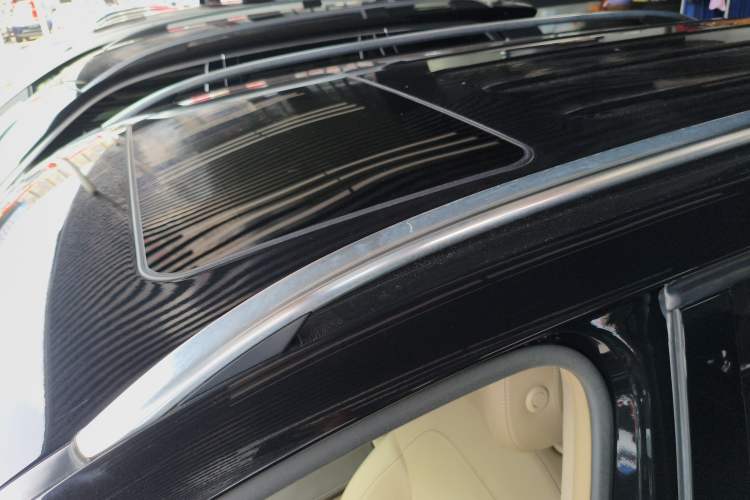 Used Mercedes-Benz M-Class 2014 ML 320 4MATIC Roof