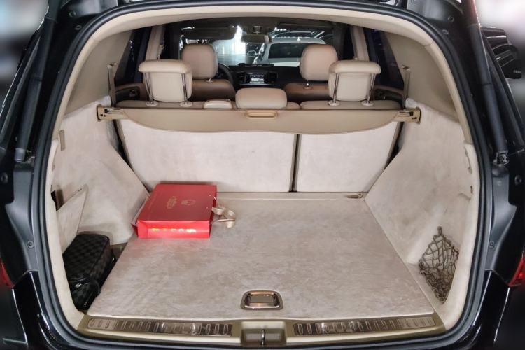 Used Mercedes-Benz M-Class 2014 ML 320 4MATIC Trunk
