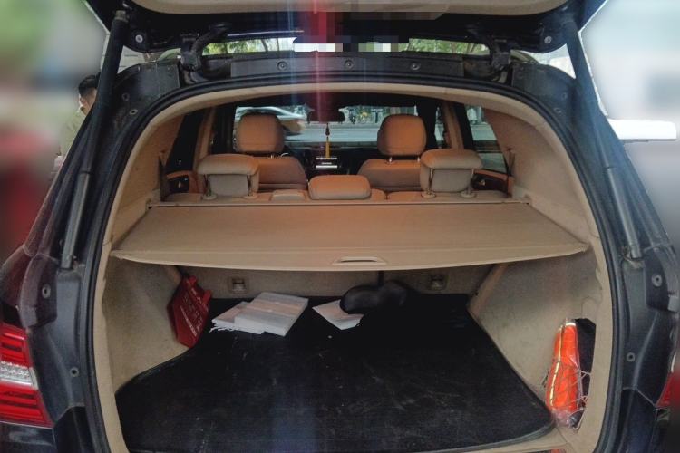 Used Mercedes-Benz M-Class 2014 ML 400 4MATIC Dynamic Model Trunk