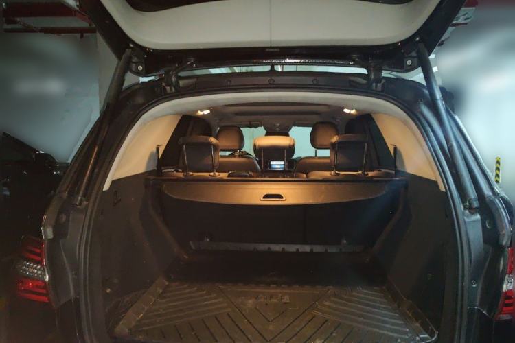 Used Mercedes-Benz M-Class 2014 ML 400 4MATIC Luxury Model Trunk