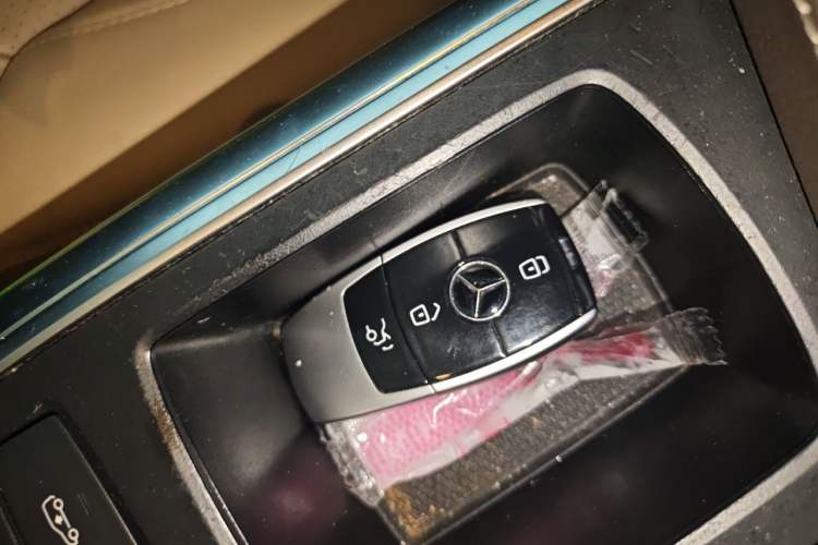 Used Mercedes-Benz M-Class 2014 ML 350 CDI 4MATIC Vehicle Key