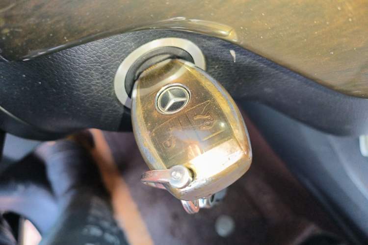Used Mercedes-Benz M-Class 2014 ML 350 CDI 4MATIC Vehicle Key