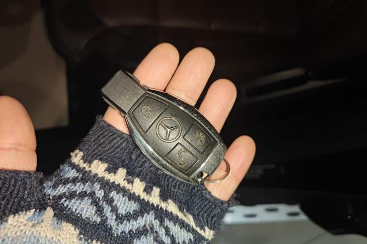 Used Mercedes-Benz M-Class 2014 ML 400 4MATIC Luxury Model Vehicle Key