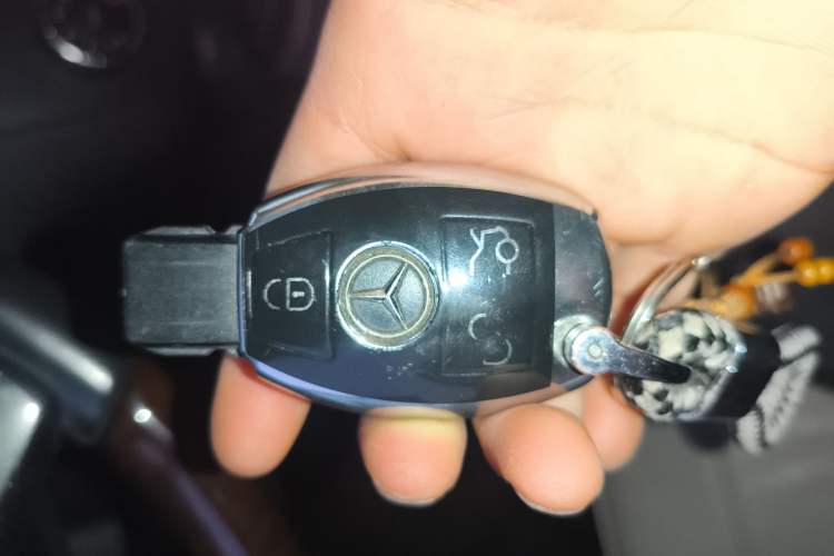 Used Mercedes-Benz M-Class 2014 ML 400 4MATIC Luxury Model Vehicle Key