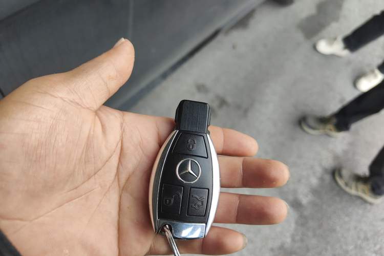 Used Mercedes-Benz M-Class 2014 ML 320 4MATIC Vehicle Key