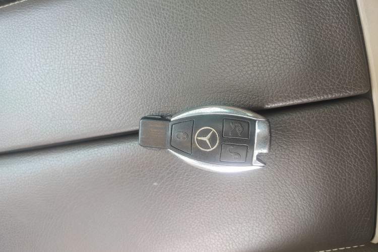 Used Mercedes-Benz M-Class 2014 ML 320 4MATIC Vehicle Key