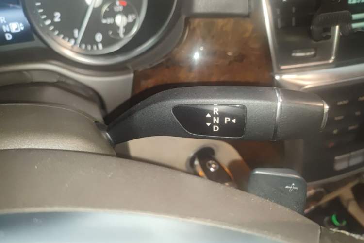 Used Mercedes-Benz M-Class 2014 ML 400 4MATIC Luxury Model Vehicle Key