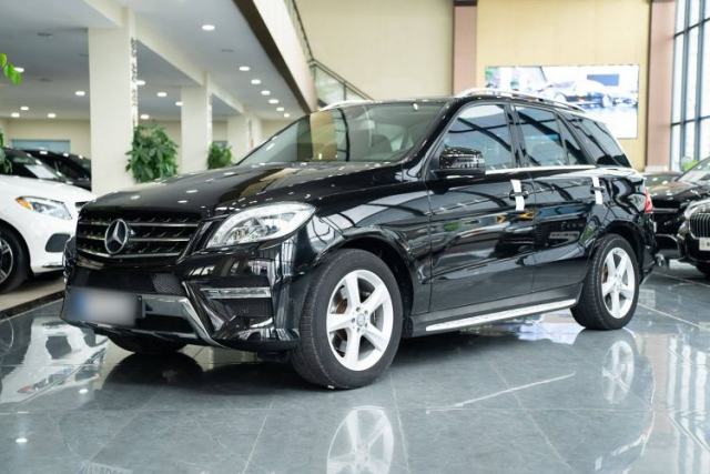 Used Mercedes-Benz M-Class 2014 ML 400 4MATIC Dynamic Model