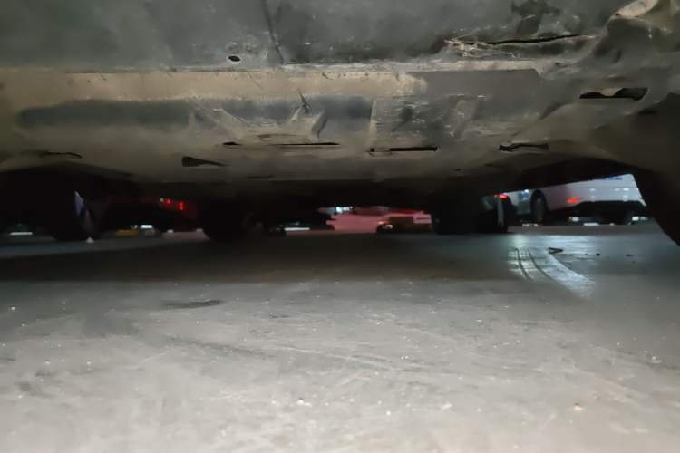 Used Mercedes-Benz M-Class 2014 ML 320 4MATIC Chassis Front