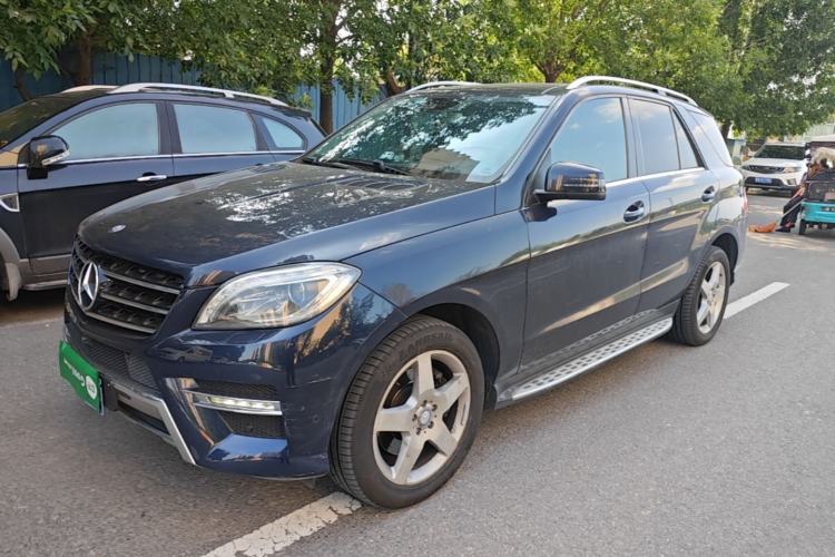 Used Mercedes-Benz M-Class 2014 ML 400 4MATIC Luxury Model Guazi used car, China used car export, Used car for sale, Used Mercedes-Benz cars, Cheapest cars for sale