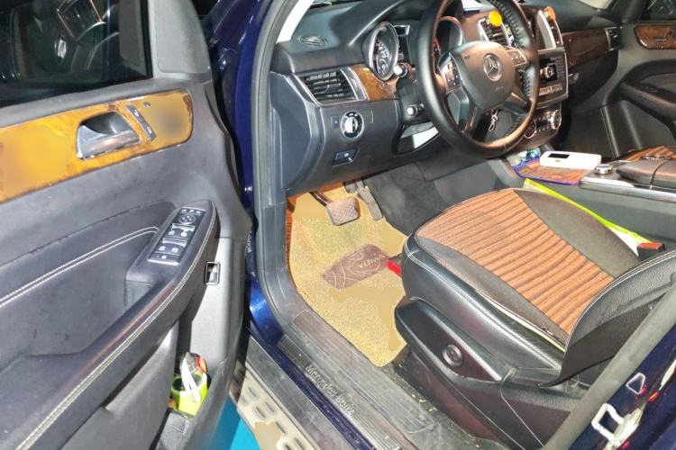Used Mercedes-Benz M-Class 2014 ML 400 4MATIC Dynamic Model Driver Seat
