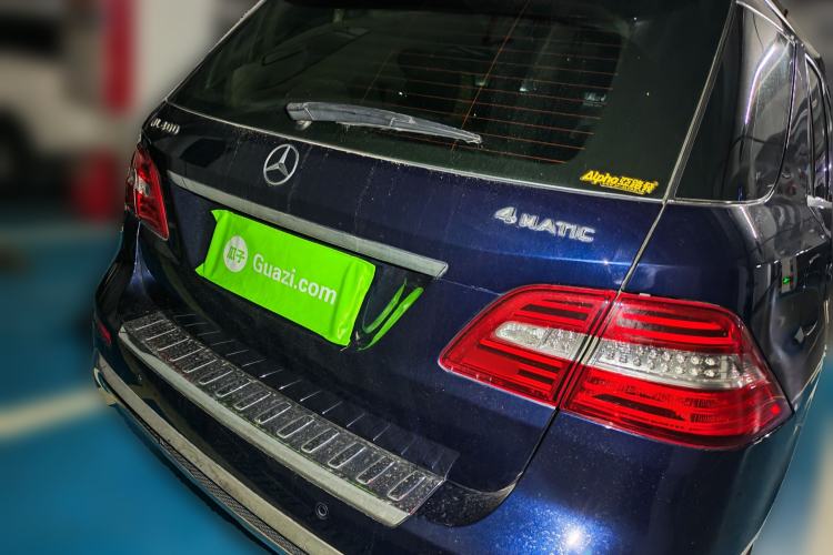 Used Mercedes-Benz M-Class 2014 ML 400 4MATIC Dynamic Model Rear