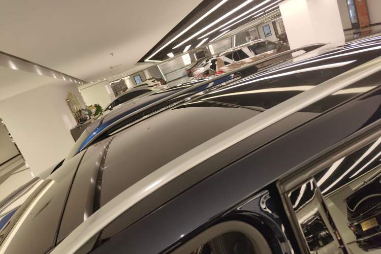 Used Mercedes-Benz M-Class 2014 ML 400 4MATIC Dynamic Model Roof