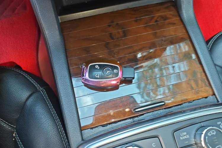 Used Mercedes-Benz M-Class 2014 ML 400 4MATIC Luxury Model Vehicle Key