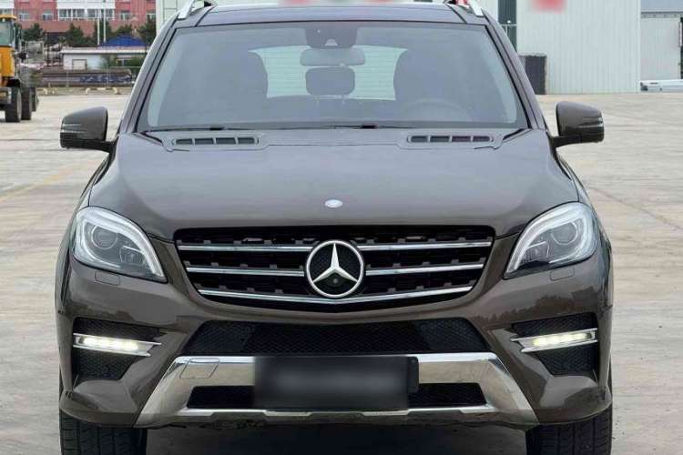 Used Mercedes-Benz M-Class 2014 ML 400 4MATIC Dynamic Model Exterior 1