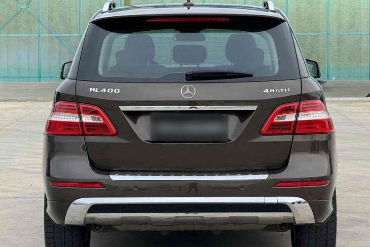Used Mercedes-Benz M-Class 2014 ML 400 4MATIC Dynamic Model Exterior 5