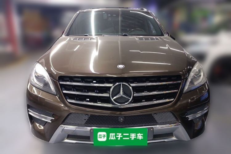 Used Mercedes-Benz M-Class 2014 ML 400 4MATIC Luxury Model Front