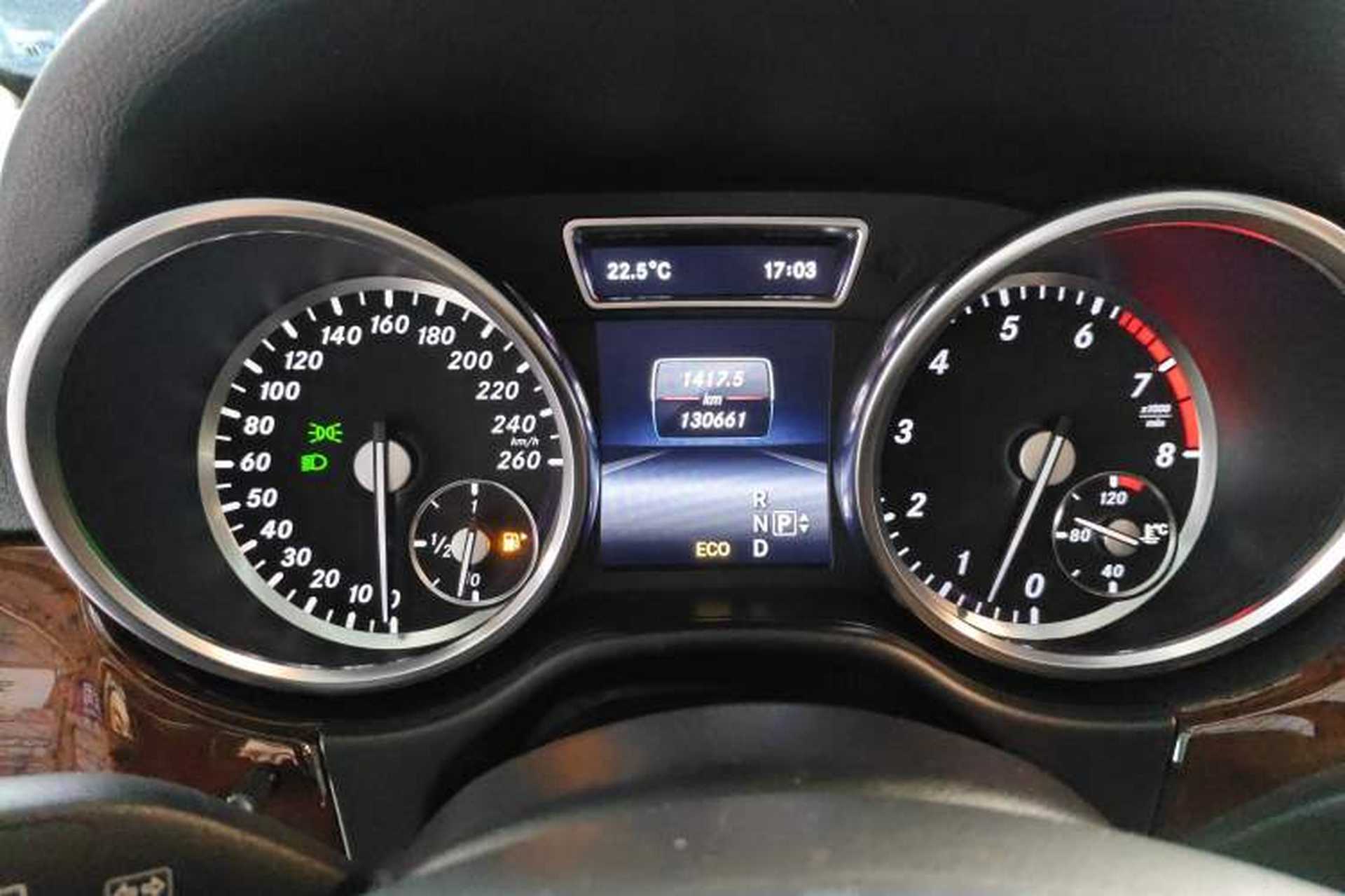 Used Mercedes-Benz M-Class 2014 ML 400 4MATIC Dynamic Model Instrument Cluster