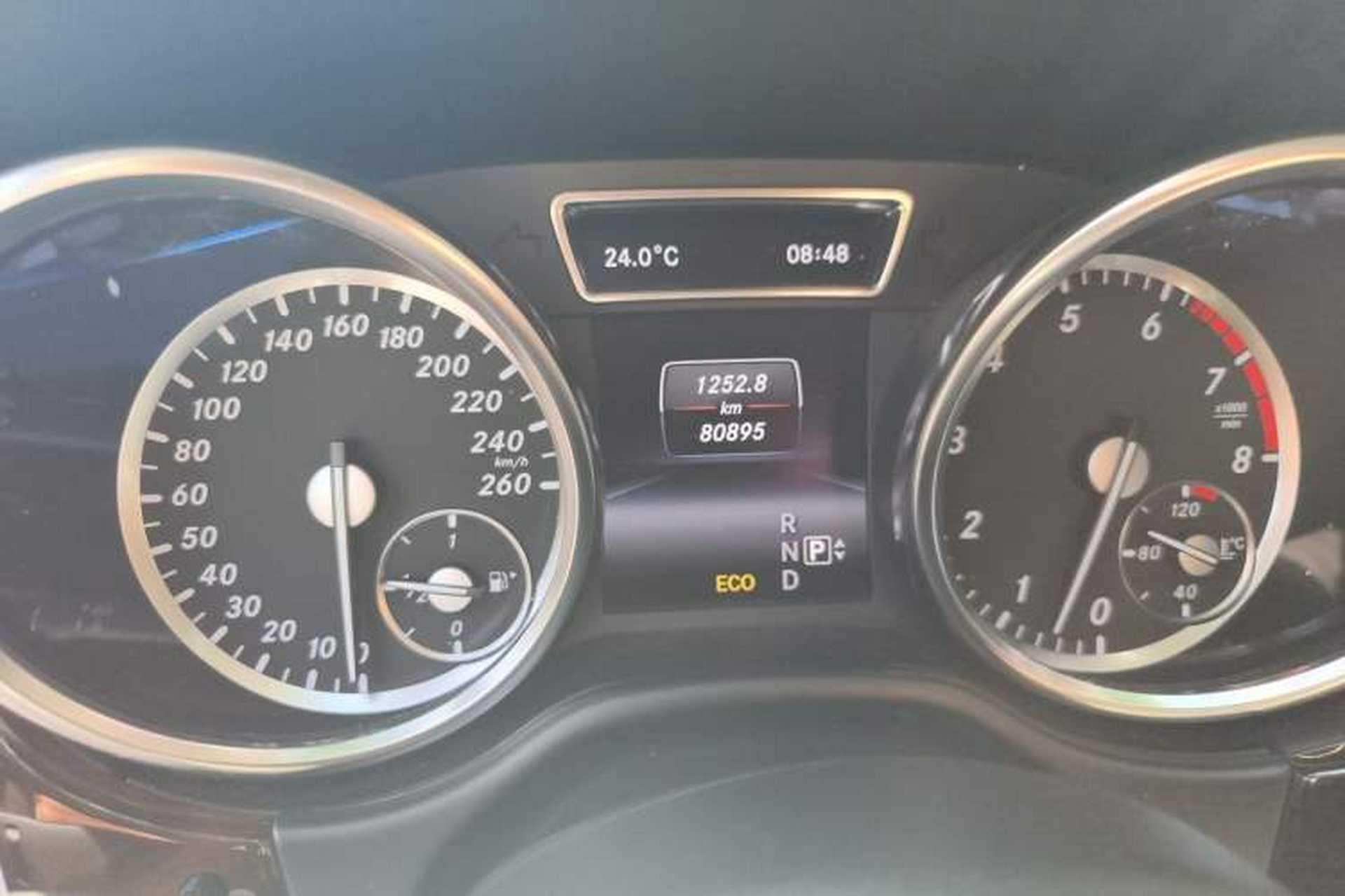 Used Mercedes-Benz M-Class 2014 ML 400 4MATIC Dynamic Model Instrument Cluster