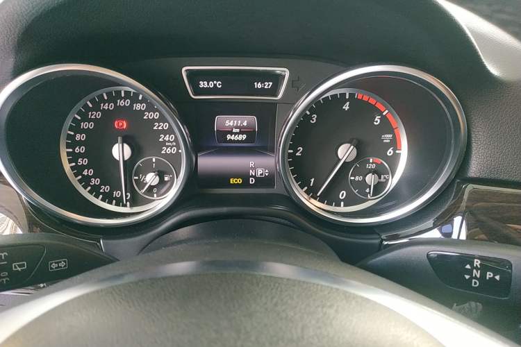 Used Mercedes-Benz M-Class 2014 ML 350 CDI 4MATIC Instrument Cluster
