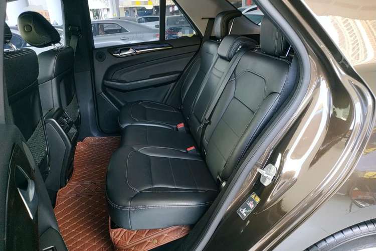 Used Mercedes-Benz M-Class 2014 ML 350 CDI 4MATIC Left Rear Seat