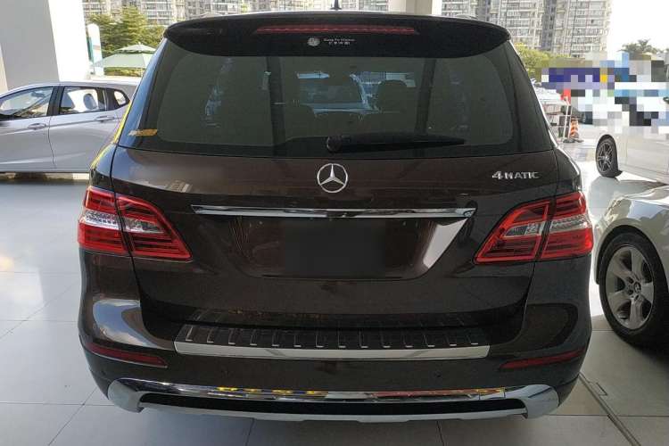 Used Mercedes-Benz M-Class 2014 ML 350 CDI 4MATIC Rear