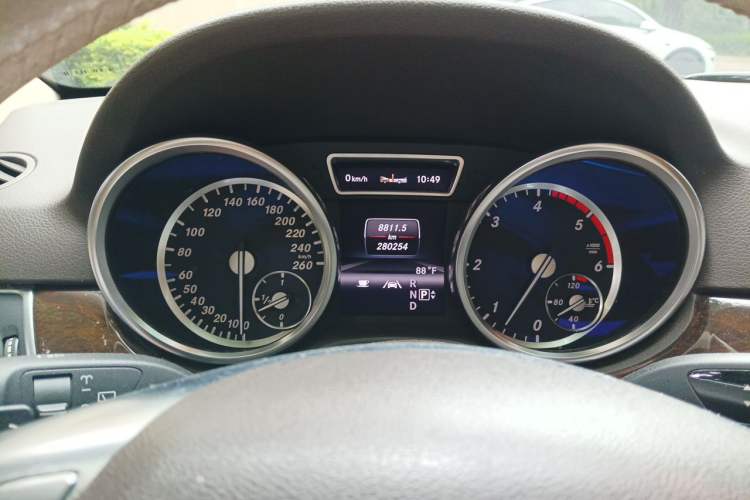 Used Mercedes-Benz M-Class  Instrument Cluster