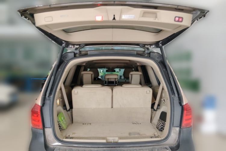 Used Mercedes-Benz M-Class  Trunk