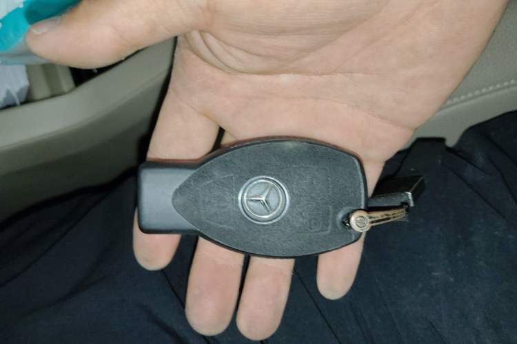 Used Mercedes-Benz M-Class  Vehicle Key
