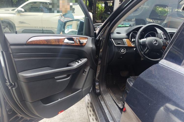 Used Mercedes-Benz M-Class 2014 ML 400 4MATIC Dynamic Model Driver Seat