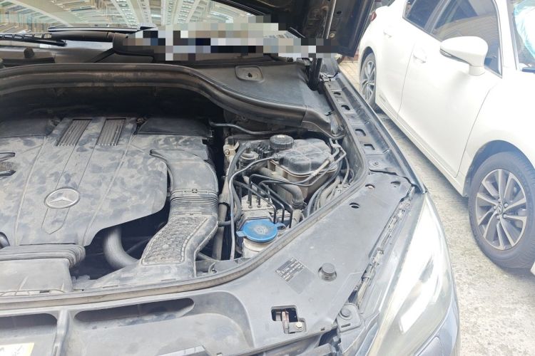 Used Mercedes-Benz M-Class 2014 ML 400 4MATIC Dynamic Model Engine Bay Left