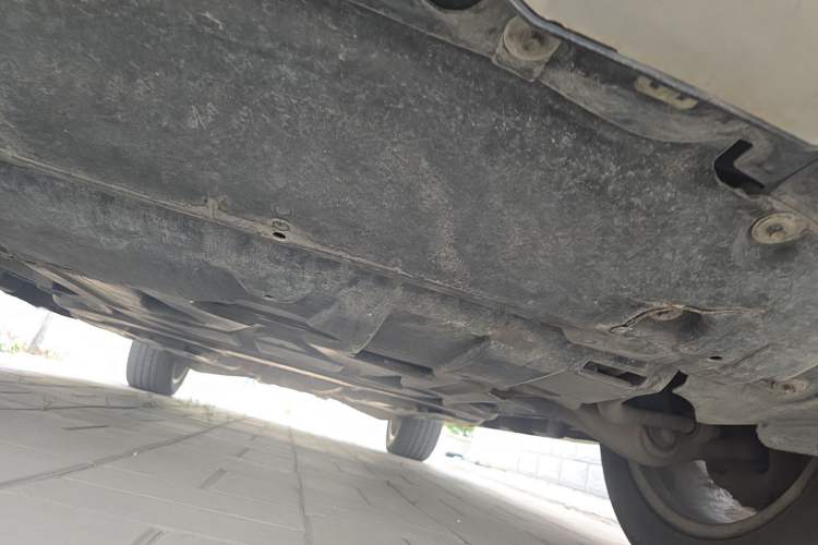 Used Mercedes-Benz M-Class 2014 ML 320 4MATIC Chassis Front