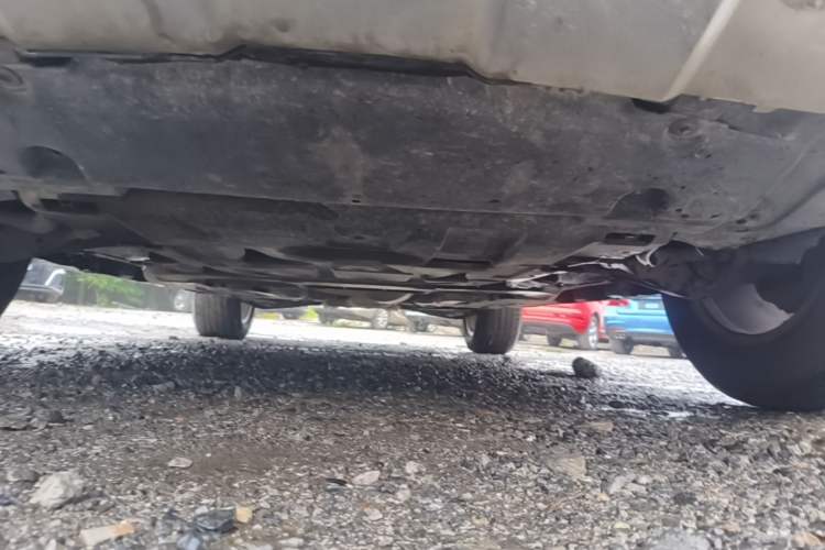 Used Mercedes-Benz M-Class 2014 ML 320 4MATIC Chassis Front