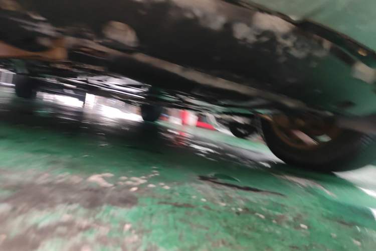 Used Mercedes-Benz M-Class 2014 ML 320 4MATIC Chassis Front