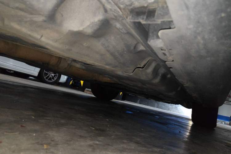 Used Mercedes-Benz M-Class 2014 ML 320 4MATIC Chassis Rear Right