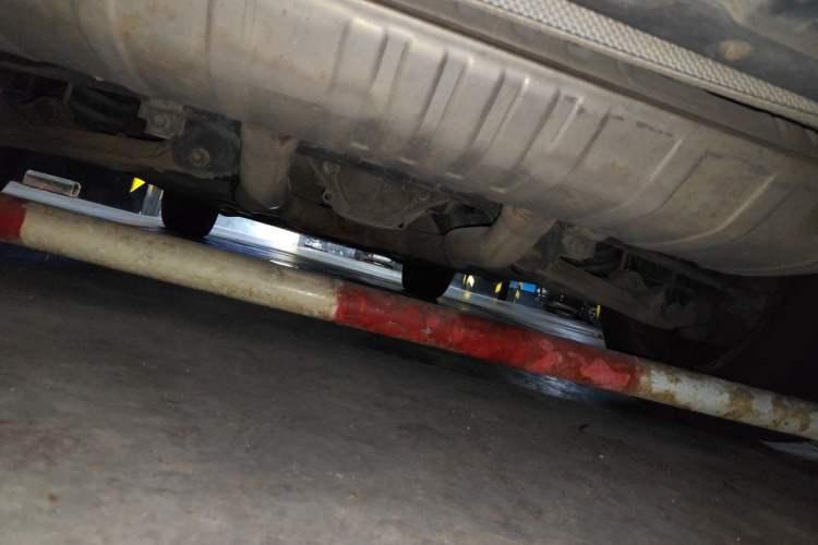 Used Mercedes-Benz M-Class 2014 ML 320 4MATIC Chassis Rear