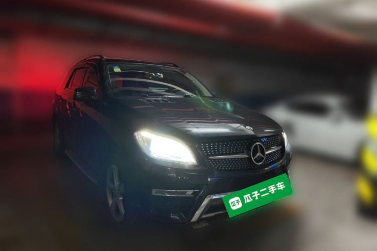 Used Mercedes-Benz M-Class 2014 ML 320 4MATIC Front Right 45 Deg
